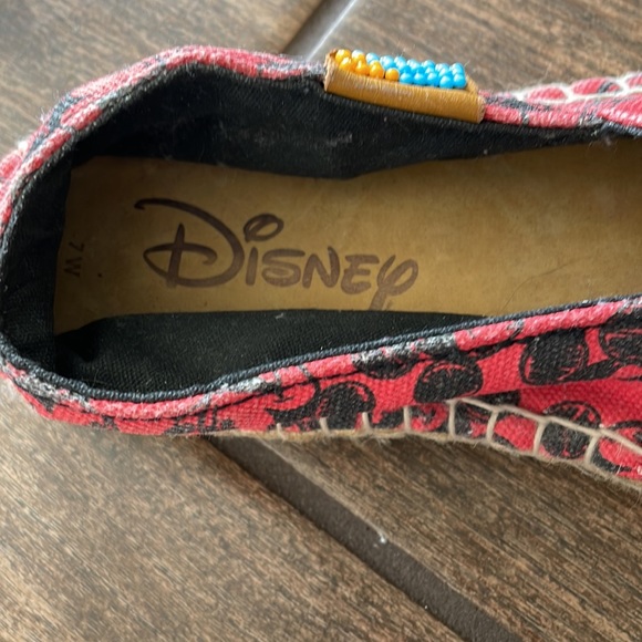 Ubuntu Disney Mickey Mouse Espadrille Flats - Picture 3 of 5